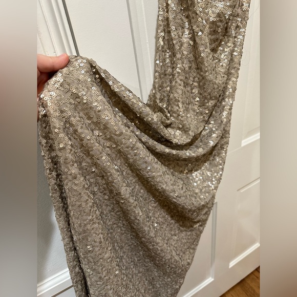 Lauren Ralph Lauren Evening Gold sequin Dress gown - Picture 7 of 17